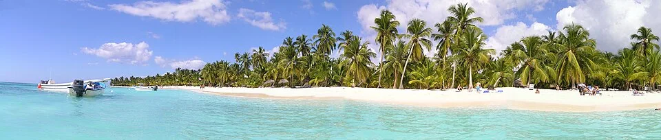 Panoramic view along Saona beach and turquoise sea